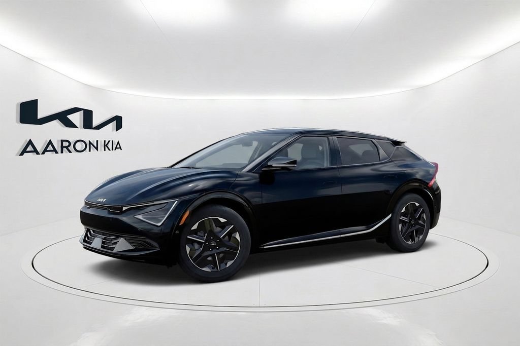 New 2026 Kia EV6 Wind RWD image 3