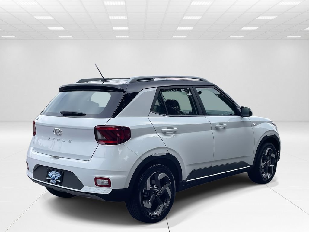 New 2026 Hyundai Venue SEL image 6