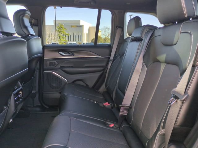 New 2025 Jeep Grand Cherokee Overland w/ Luxury Tech Group IV image 14