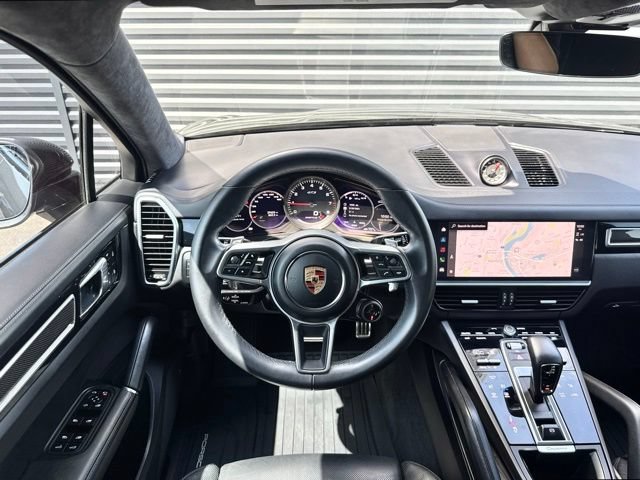 Used 2023 Porsche Cayenne GTS AWD/4WD image 19
