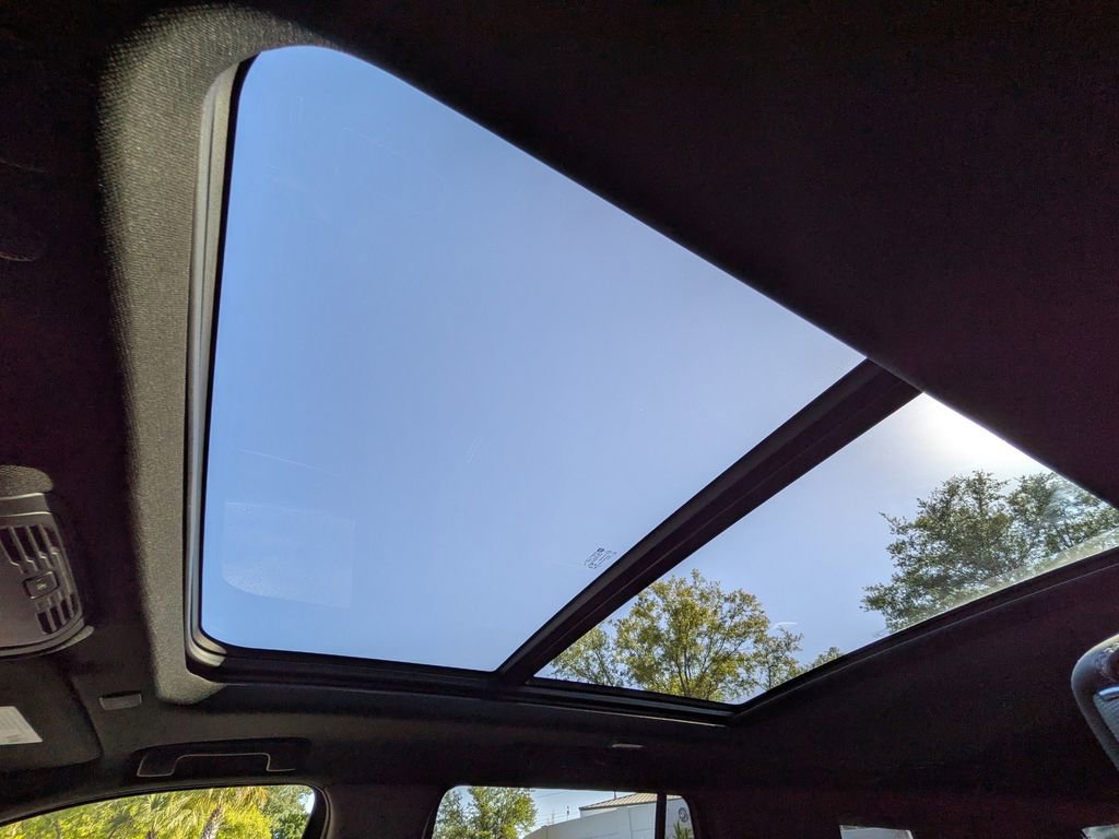 Used 2023 GMC Yukon Denali Ultimate image 22