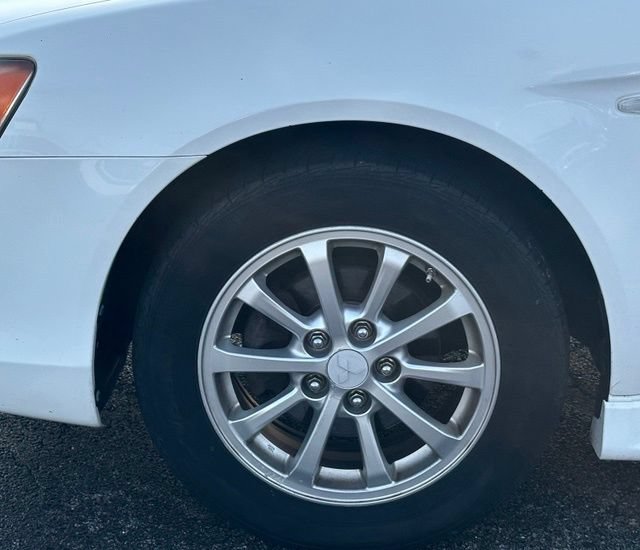 Used 2011 Mitsubishi Lancer ES FWD image 8