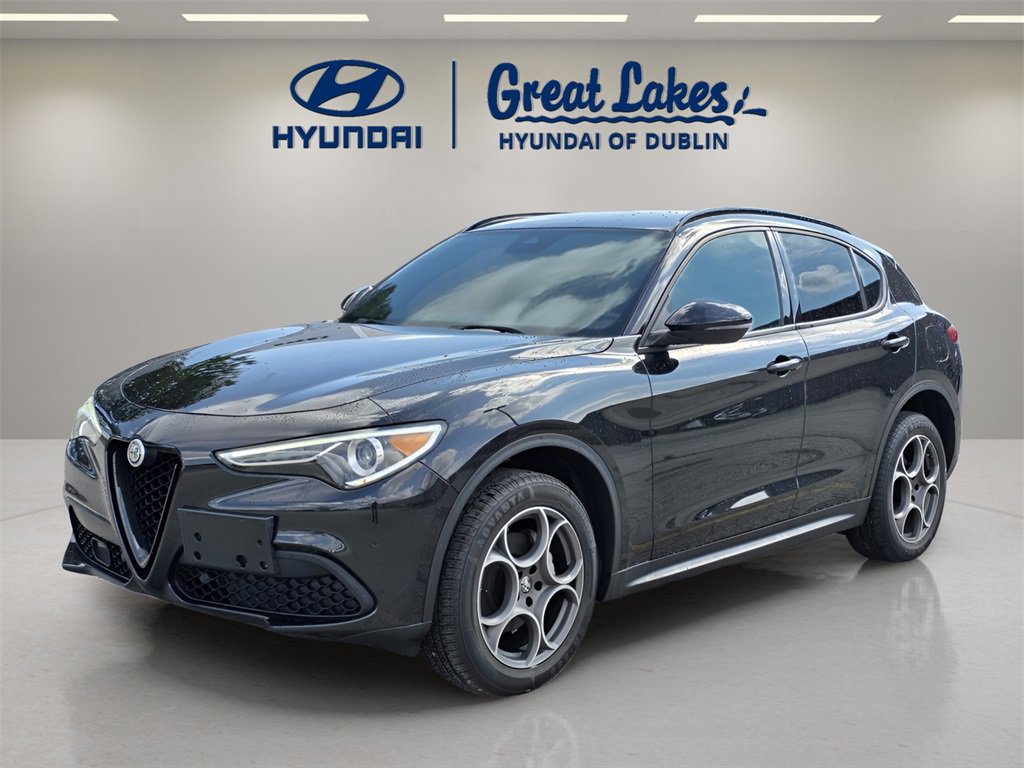 Used 2022 Alfa Romeo Stelvio Sprint image 1