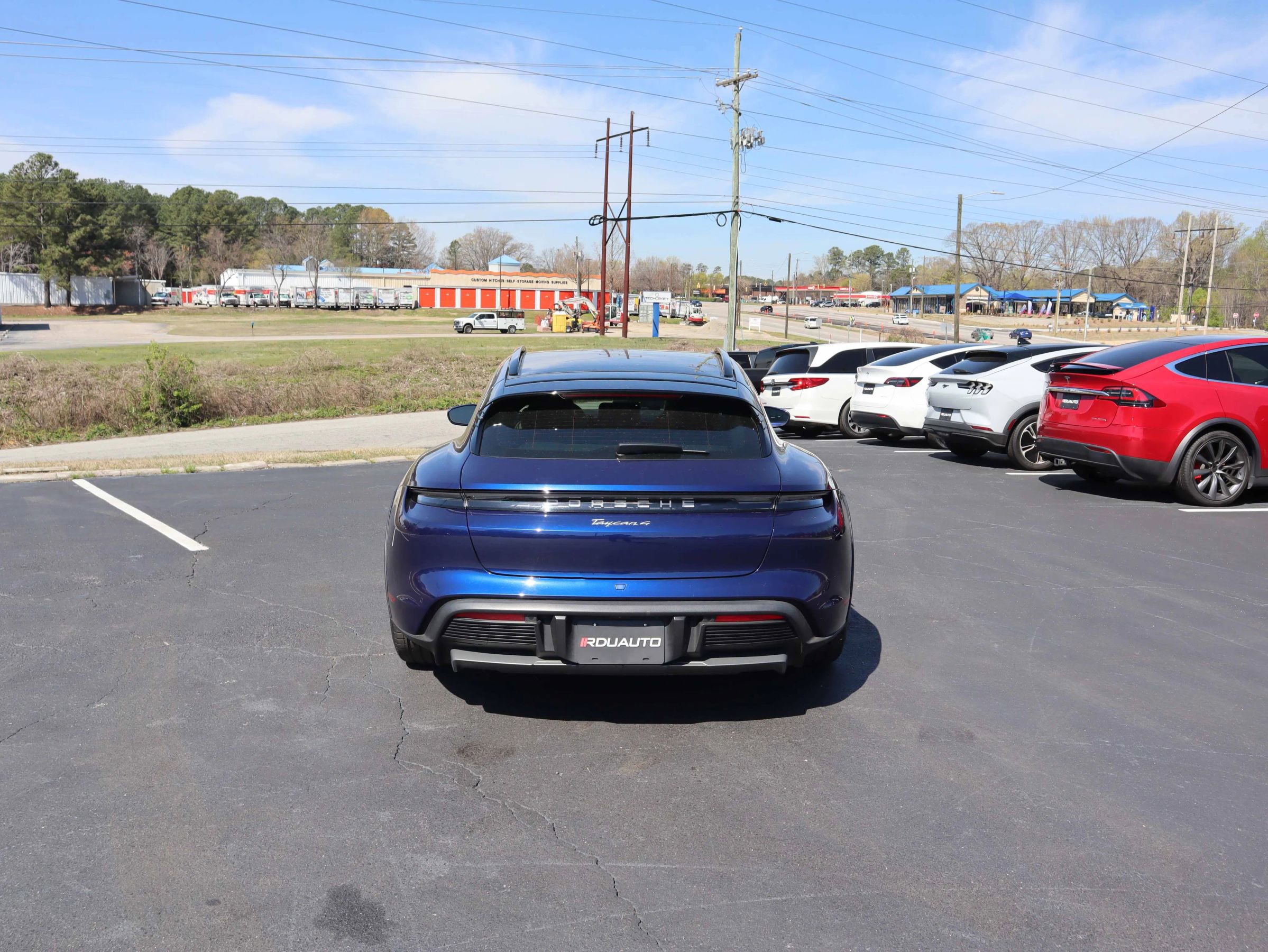 Used 2022 Porsche Taycan 4 Cross Turismo image 10