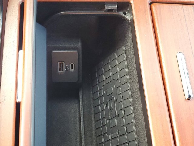 Used 2022 Lincoln Navigator Reserve image 30