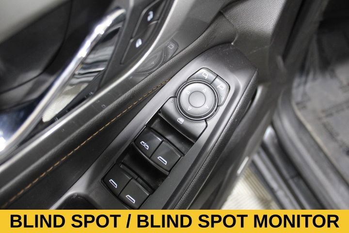 Used 2020 Chevrolet Traverse LT w/ LT Premium Package AWD/4WD image 22
