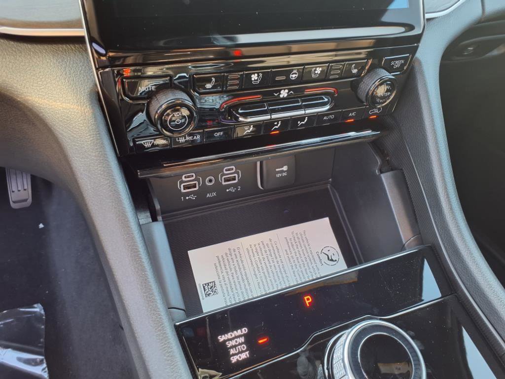 New 2025 Jeep Grand Cherokee L Limited w/ Luxury Tech Group II image 14