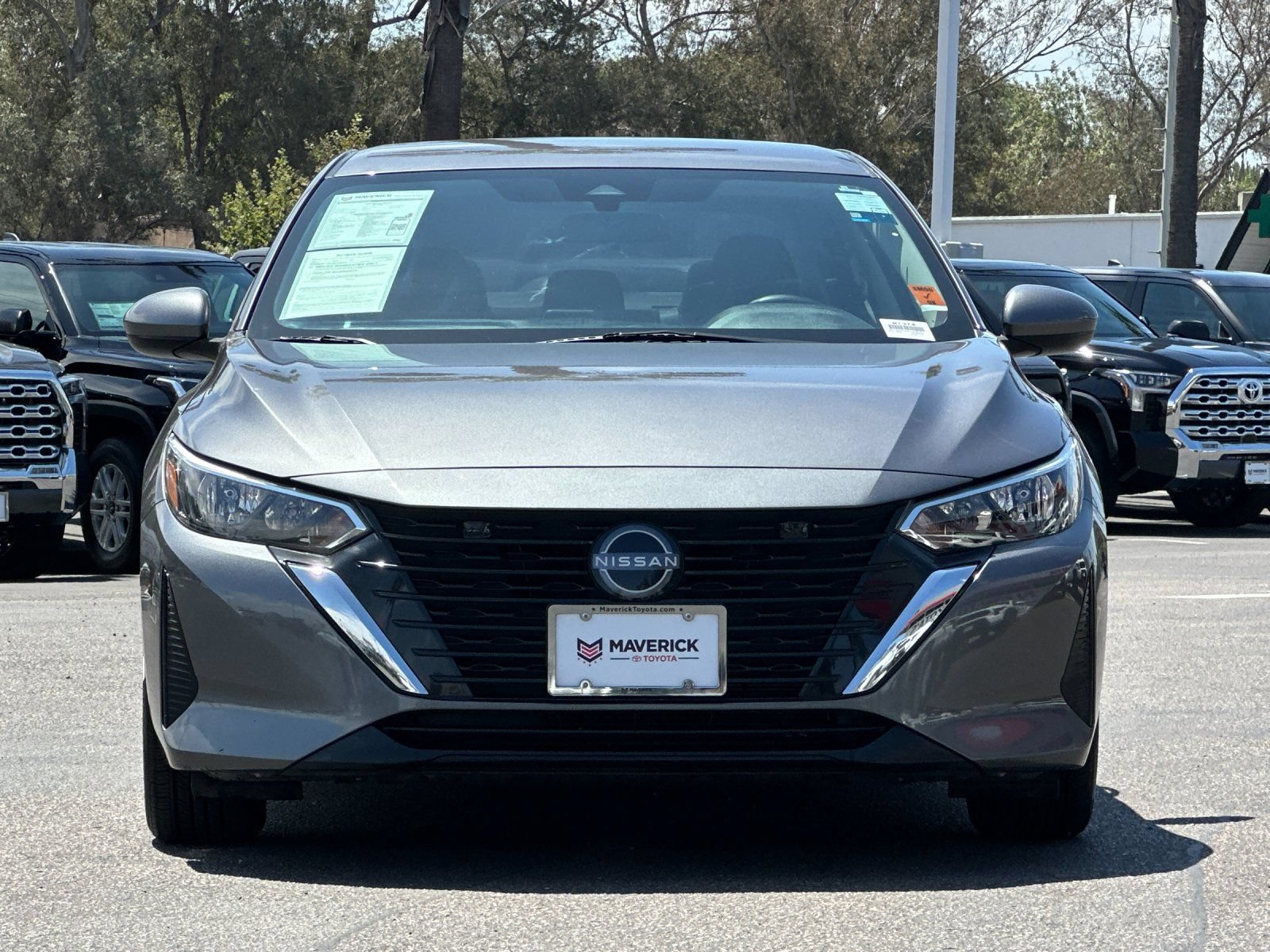 Used 2025 Nissan Sentra SV FWD image 7