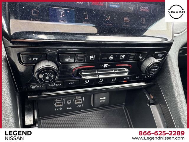 Used 2024 Jeep Grand Cherokee L Limited w/ Luxury Tech Group II image 24