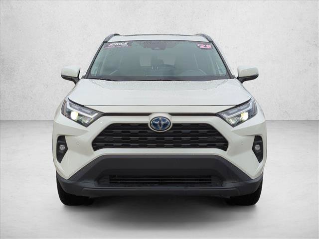 Used 2022 Toyota RAV4 XLE Premium AWD/4WD image 2