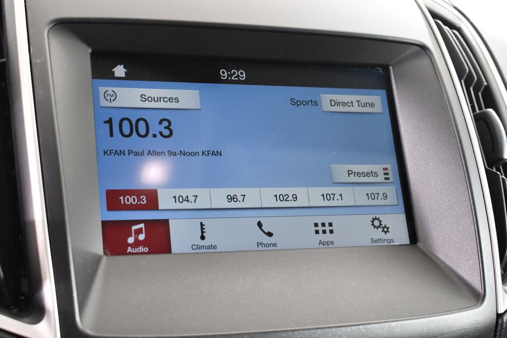 Used 2016 Ford Edge SEL w/ Equipment Group 201A AWD/4WD image 27