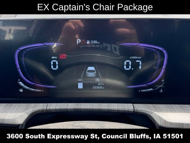 Used 2025 Kia Telluride EX w/ EX Captain's Chair Package AWD/4WD image 9