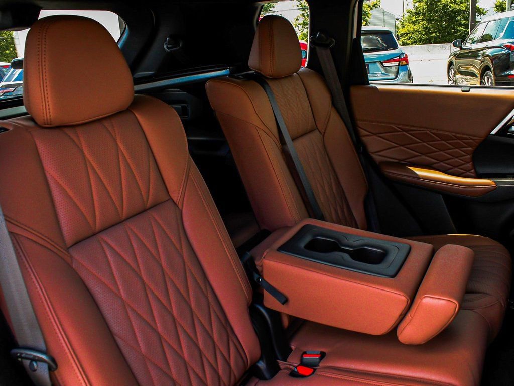 New 2025 Mitsubishi Outlander SEL image 39
