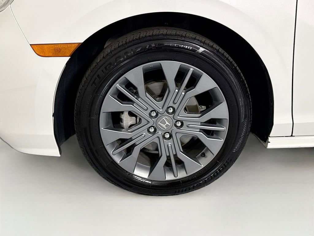 Certified 2025 Honda Odyssey Touring image 28