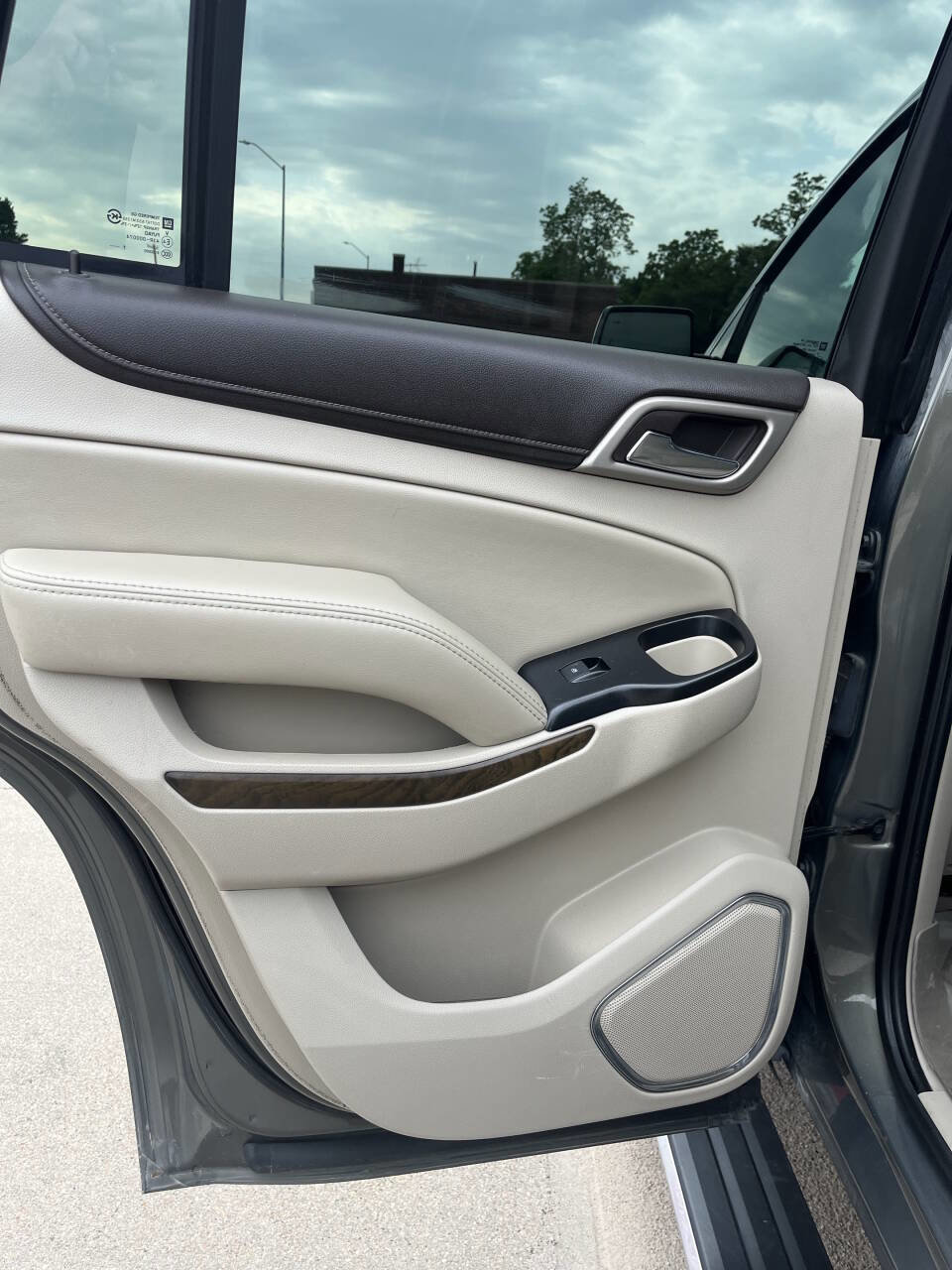 Used 2018 GMC Yukon Denali w/ Denali Ultimate Package image 11