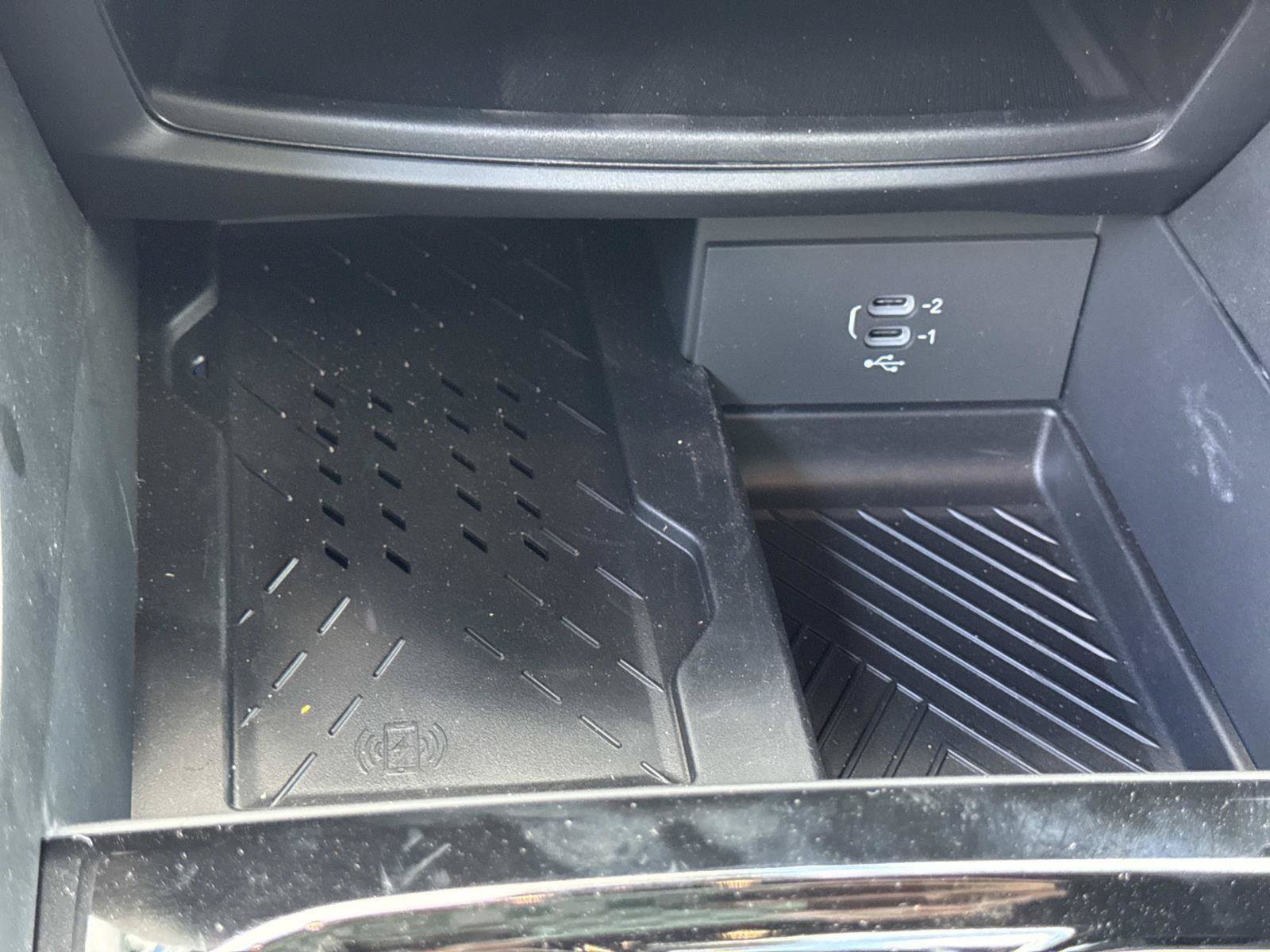 New 2027 Chrysler Pacifica Limited FWD image 30