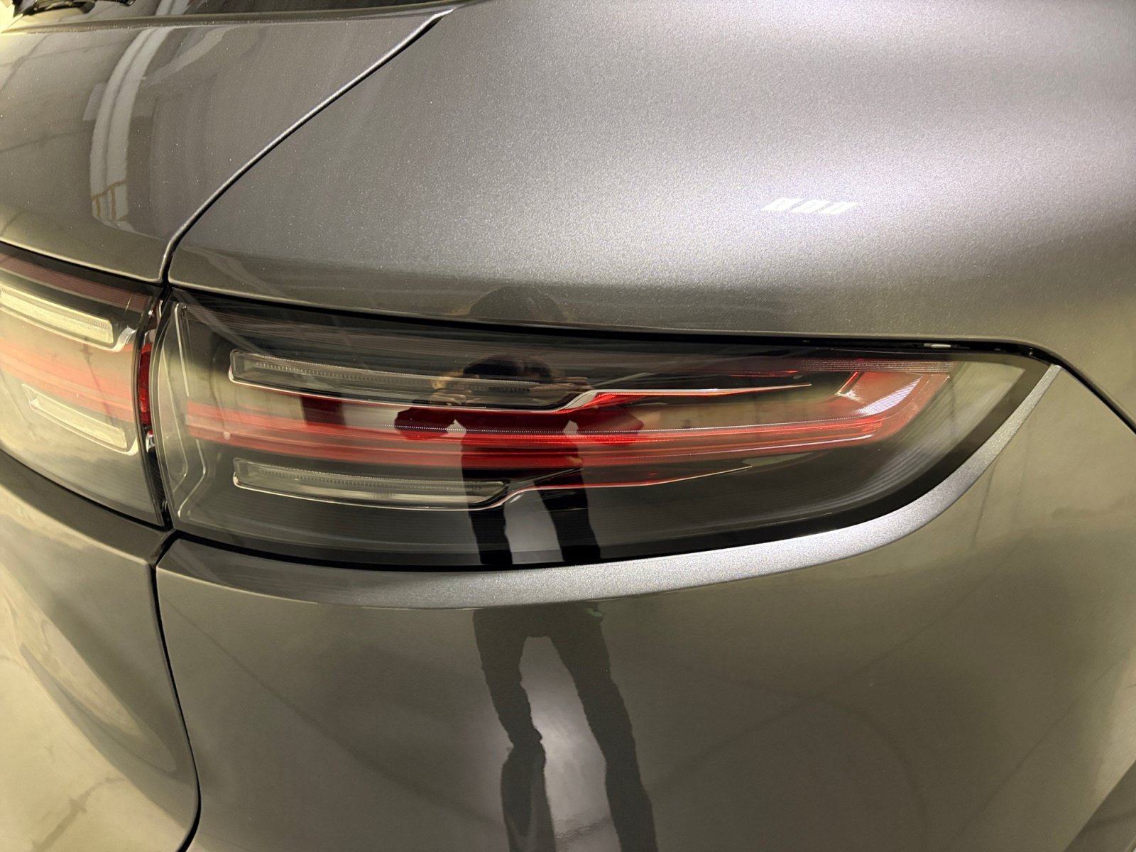 Certified 2023 Porsche Cayenne Turbo S AWD/4WD image 15