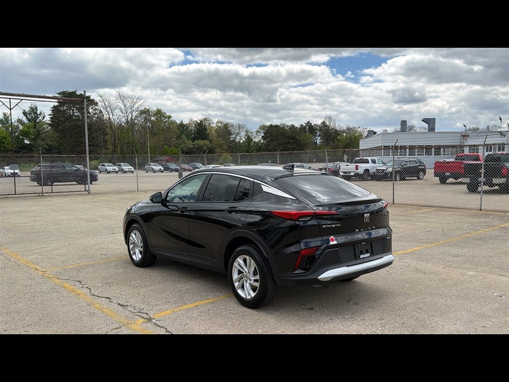 Used 2024 Buick Envista Preferred FWD image 4