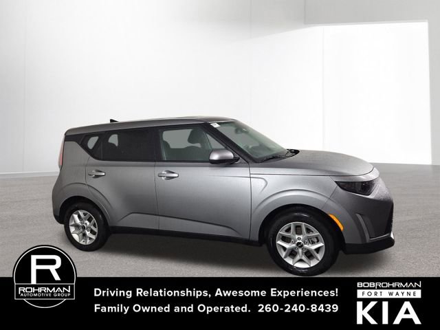 Certified 2025 Kia Soul LX image 5