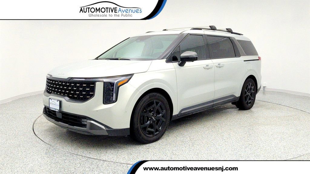 Used 2025 Kia Carnival SX Prestige