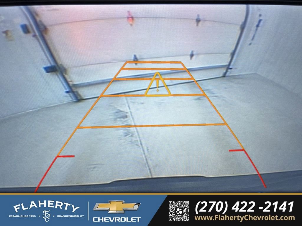 Used 2017 GMC Yukon SLE w/ SLE Value Package image 34