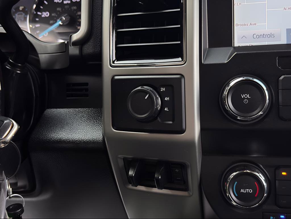 Used 2021 Ford F250 Lariat w/ Lariat Value Package image 15