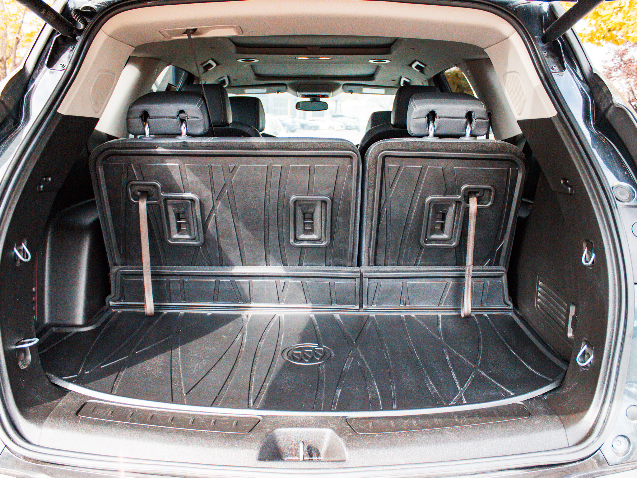 Used 2020 Buick Enclave Essence w/ Sound and Sites Package FWD image 25