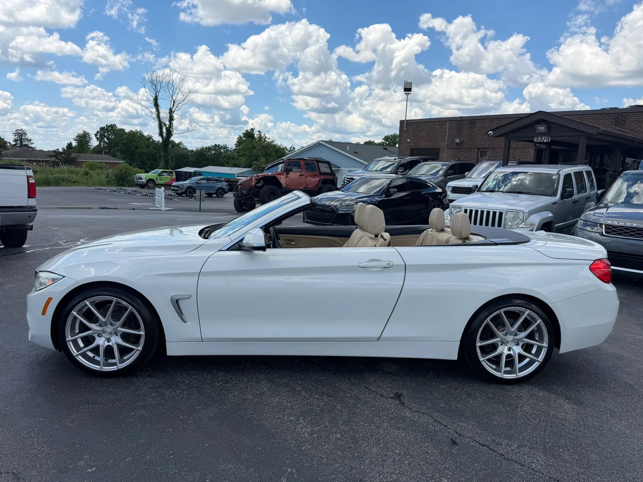 Used 2014 BMW 428i Convertible RWD image 6
