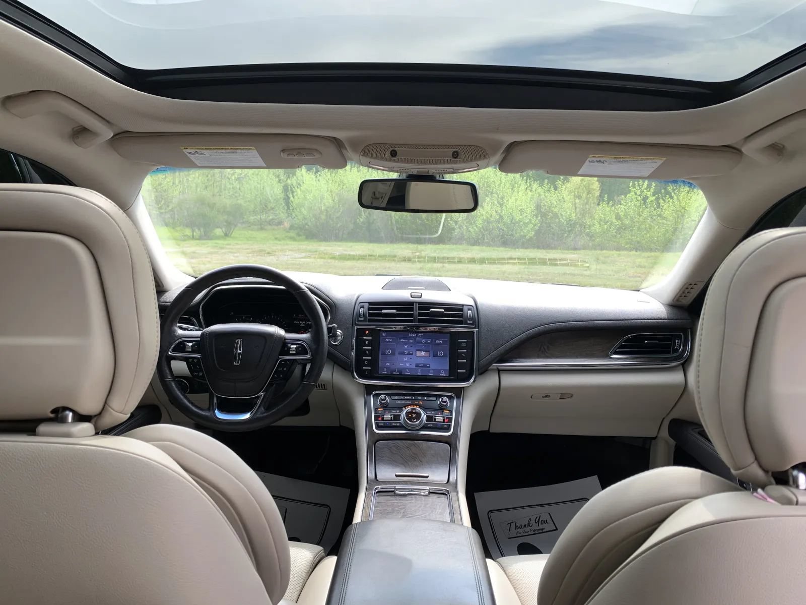Used 2020 Lincoln Continental w/ Premium Package FWD image 11
