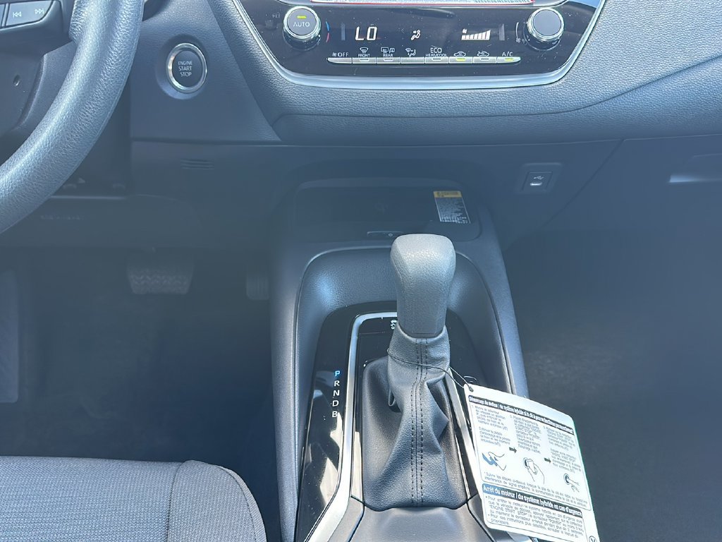 Used 2025 Toyota Corolla LE w/ LE Premium Package FWD image 15