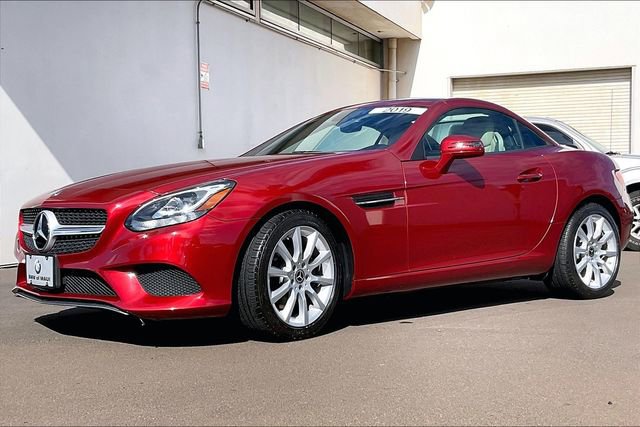 Used 2019 Mercedes-Benz SLC 300 image 1