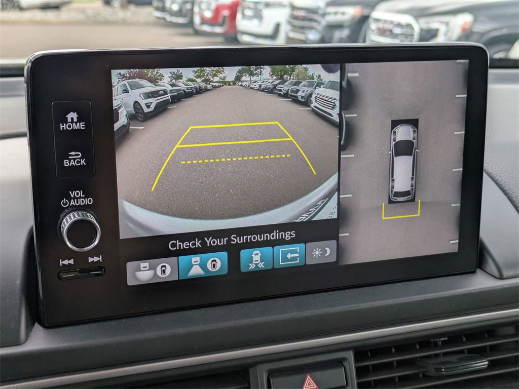 Used 2023 Honda Pilot Elite image 19