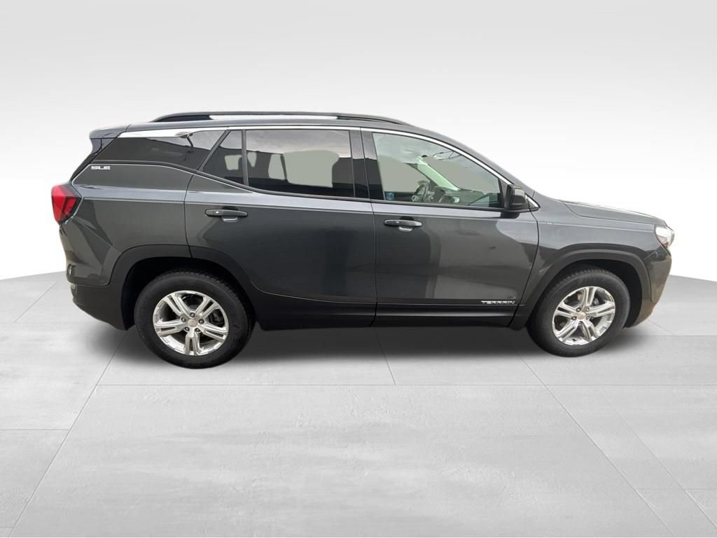 Used 2020 GMC Terrain SLE w/ Driver Convenience Package FWD image 9
