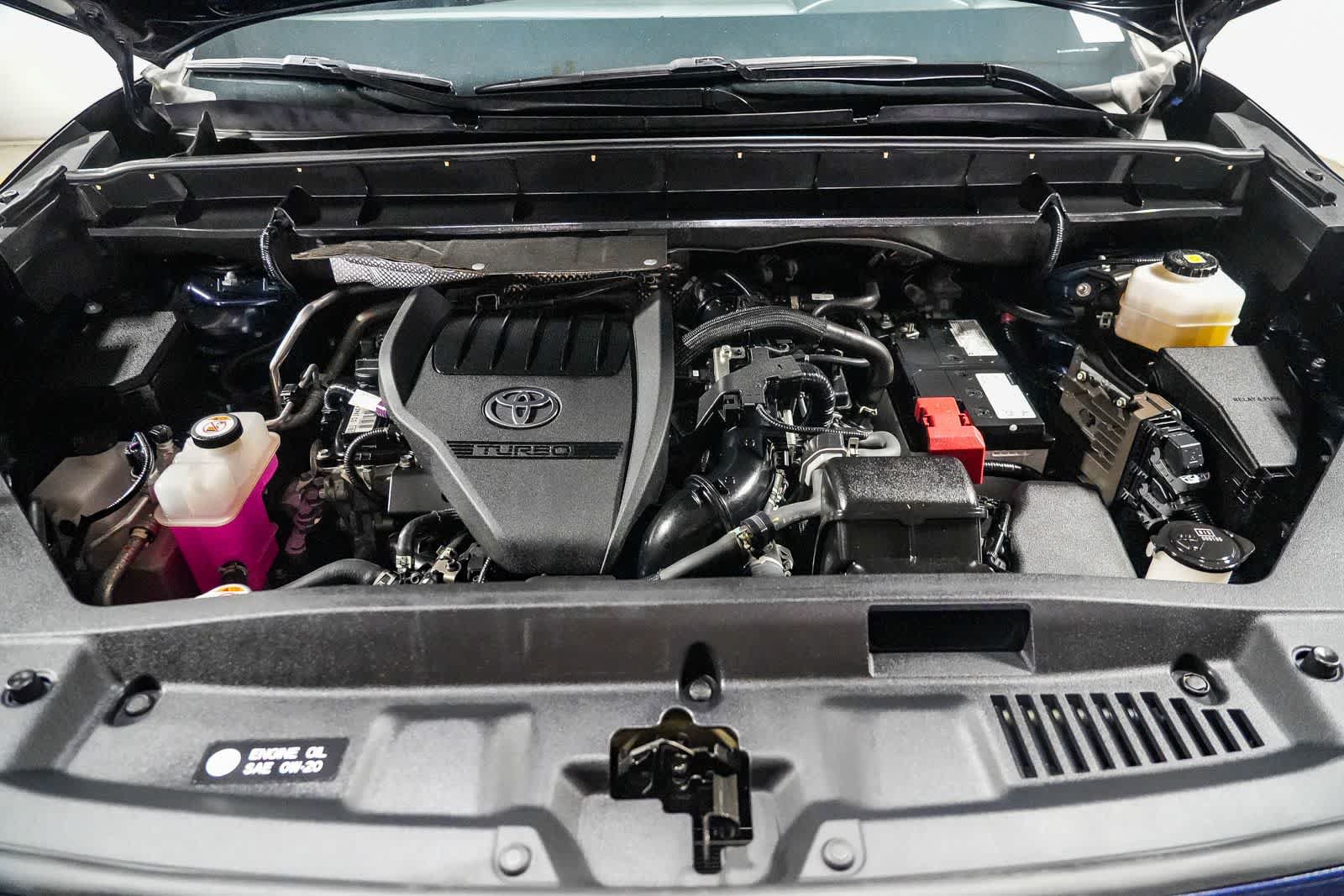 Used 2023 Toyota Highlander XSE FWD image 25