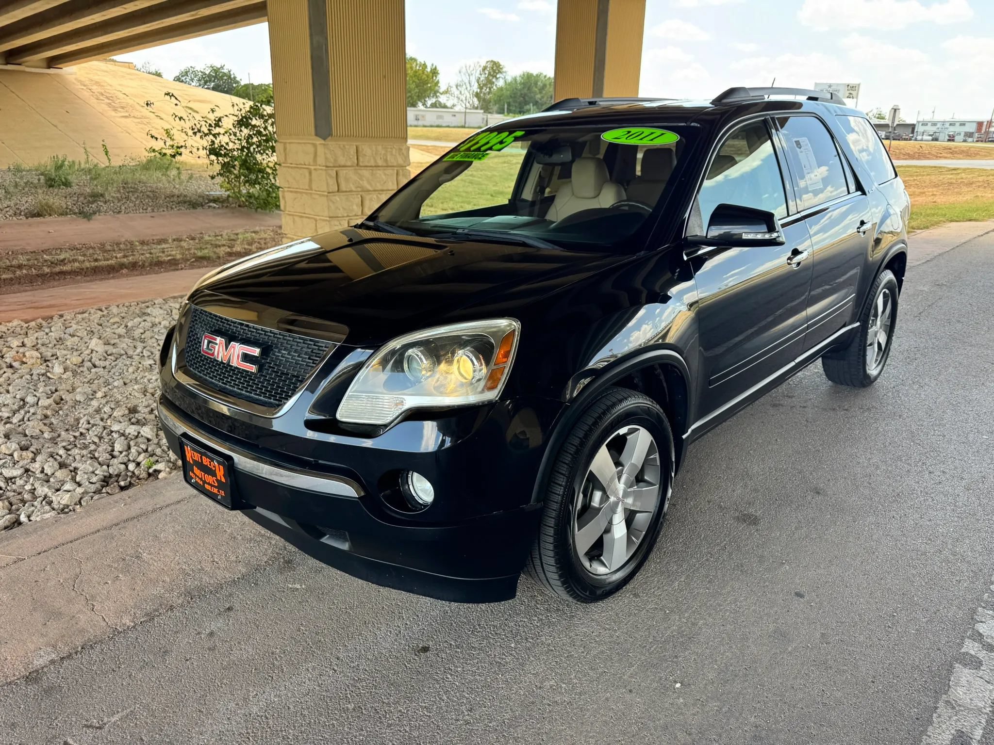 Used 2011 GMC Acadia SLT FWD image 7