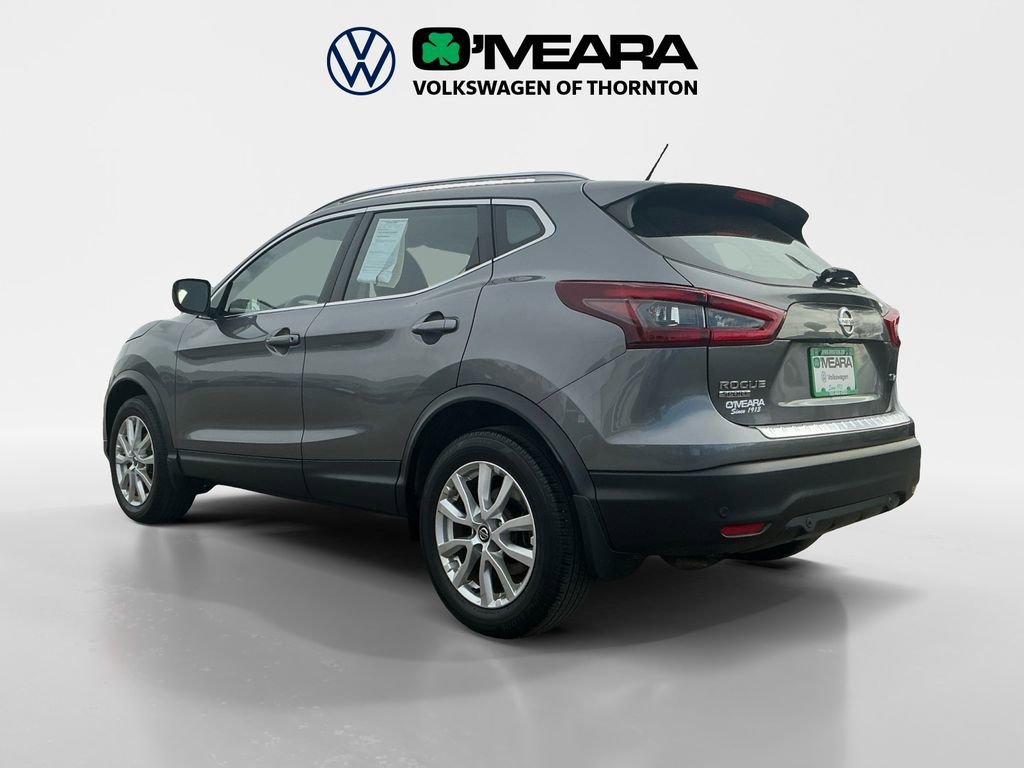 Used 2020 Nissan Rogue Sport SV image 3