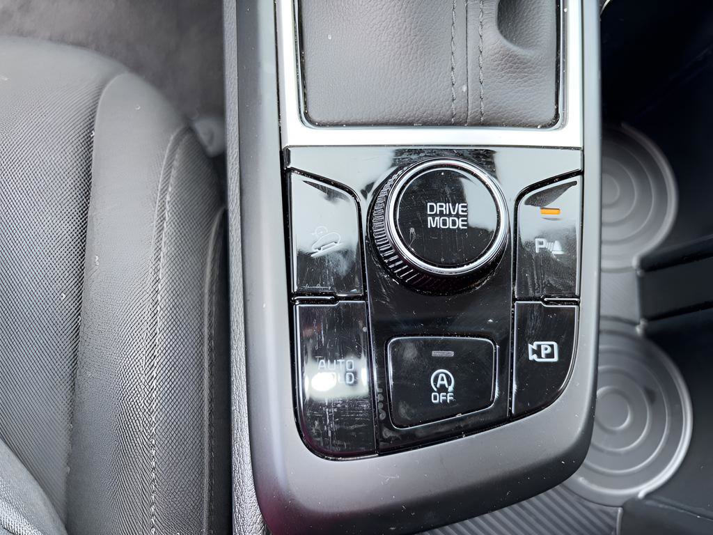 Used 2025 Kia Sportage LX FWD image 27
