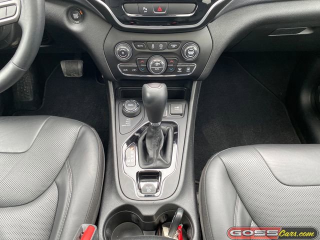 Used 2020 Jeep Cherokee Limited image 14