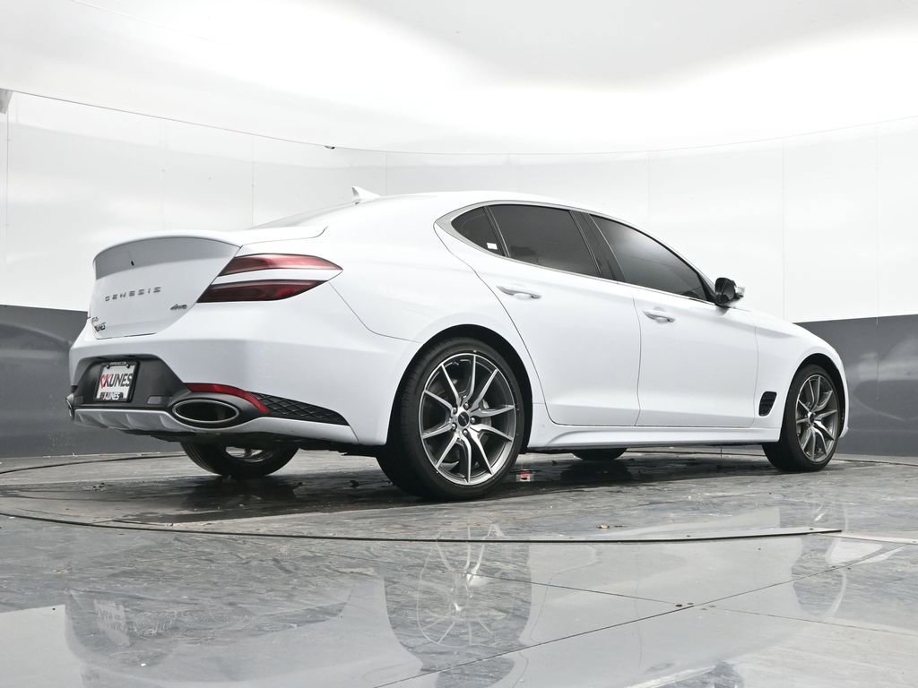 Used 2025 Genesis G70 2.5T image 43