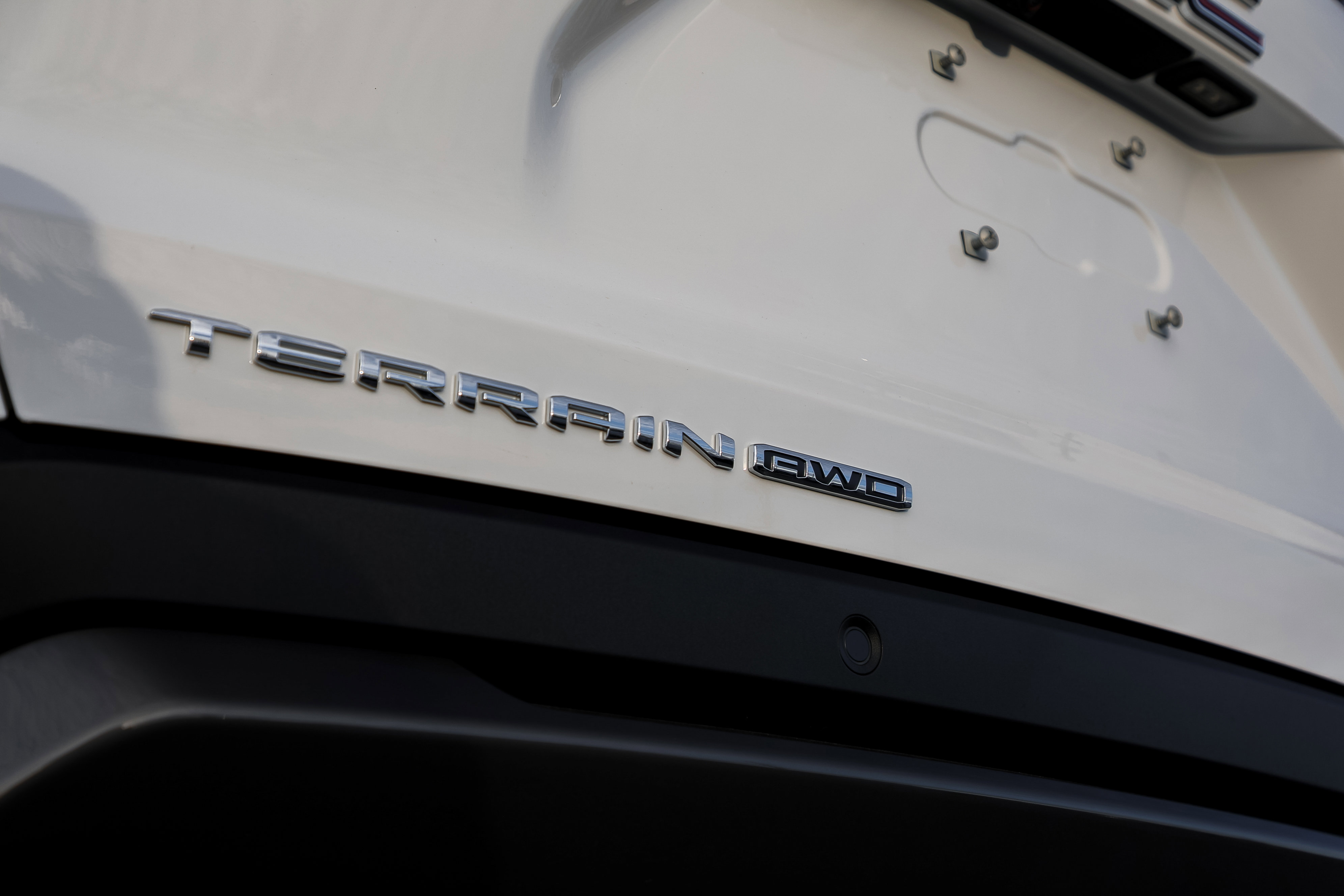 New 2026 GMC Terrain Elevation w/ LPO, Floor Liner Package image 6