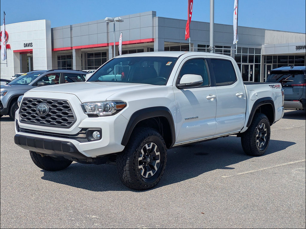 Used 2021 Toyota Tacoma TRD Off-Road AWD/4WD image 7