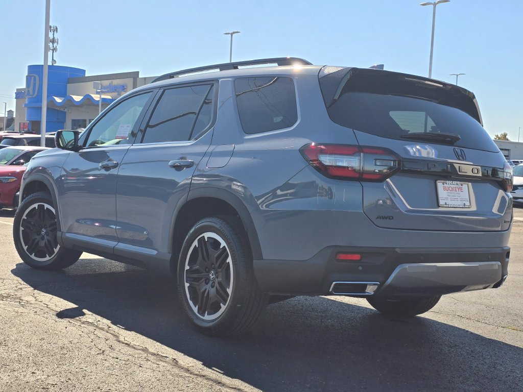 New 2026 Honda Pilot Touring image 6