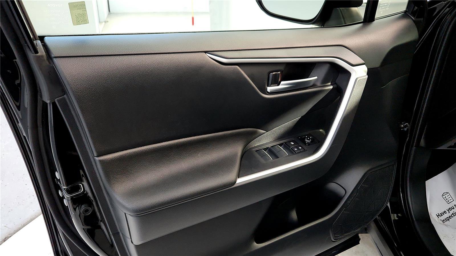 Certified 2025 Toyota RAV4 XLE image 23