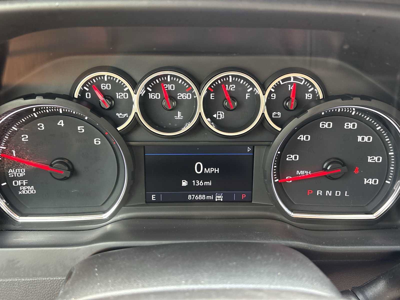 Used 2021 Chevrolet Silverado 1500 LT AWD/4WD image 12