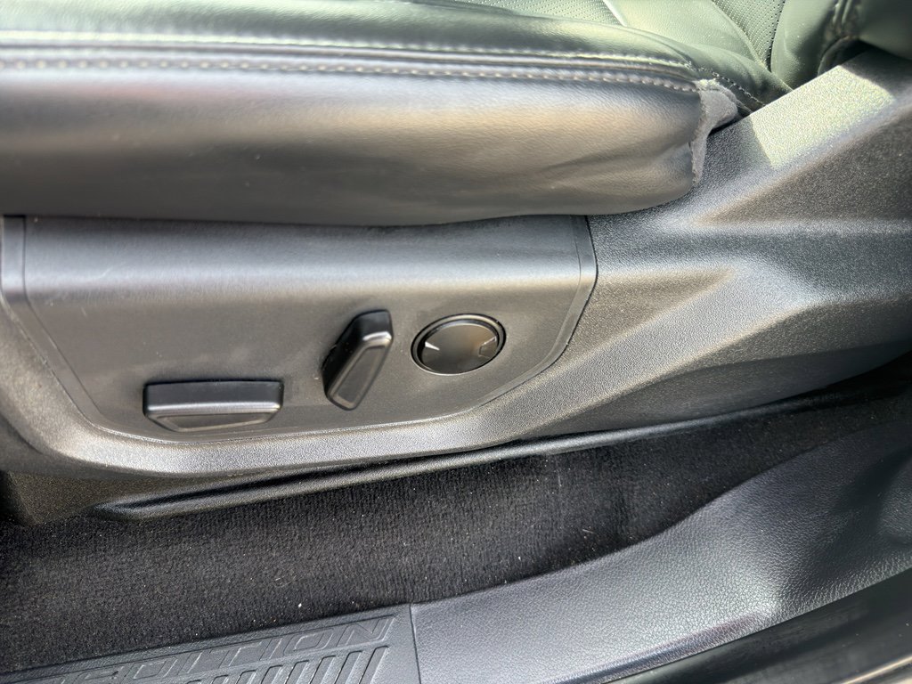 Used 2024 Ford Expedition Max XLT image 27