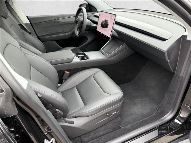 Used 2026 Tesla Model Y 2WD image 16