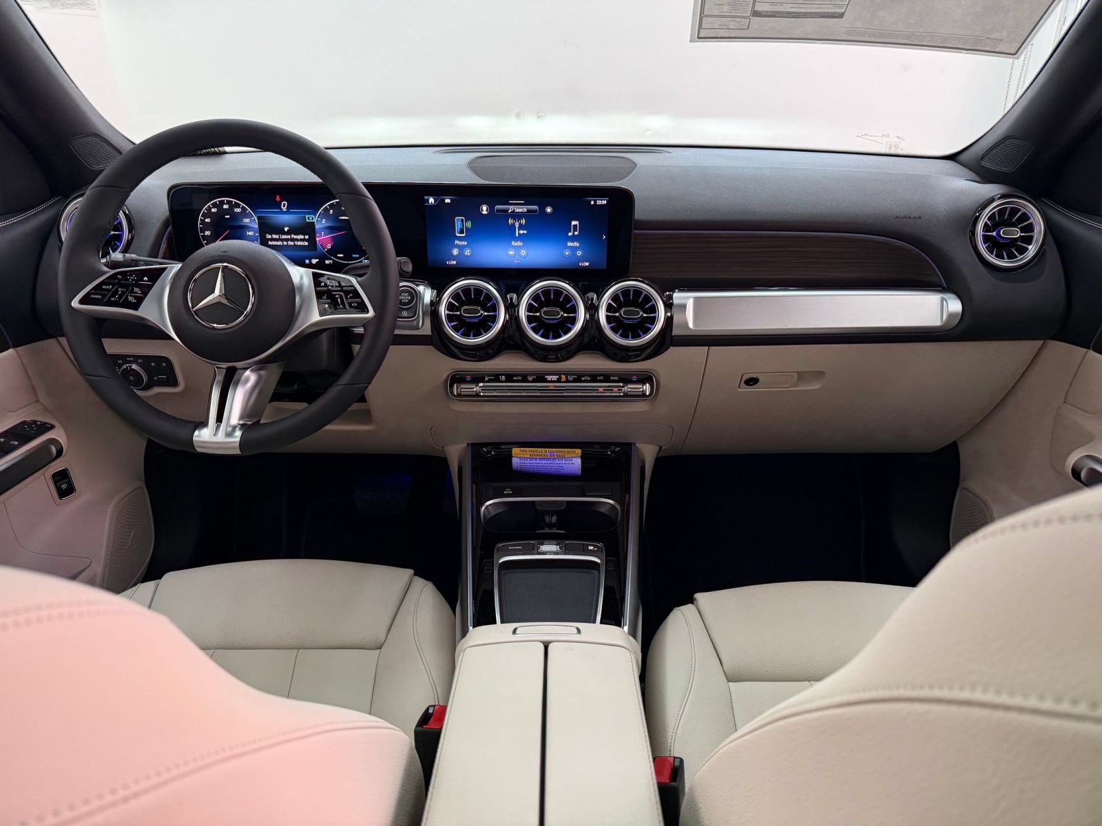New 2026 Mercedes-Benz GLB 250 image 12