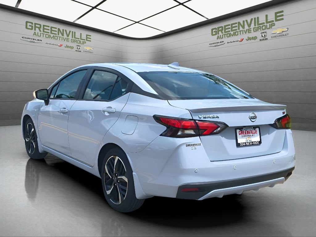 Used 2024 Nissan Versa SR w/ Trunk Package image 4
