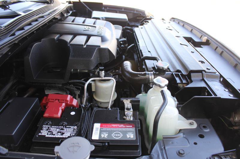 Used 2022 Nissan Titan SV AWD/4WD image 39