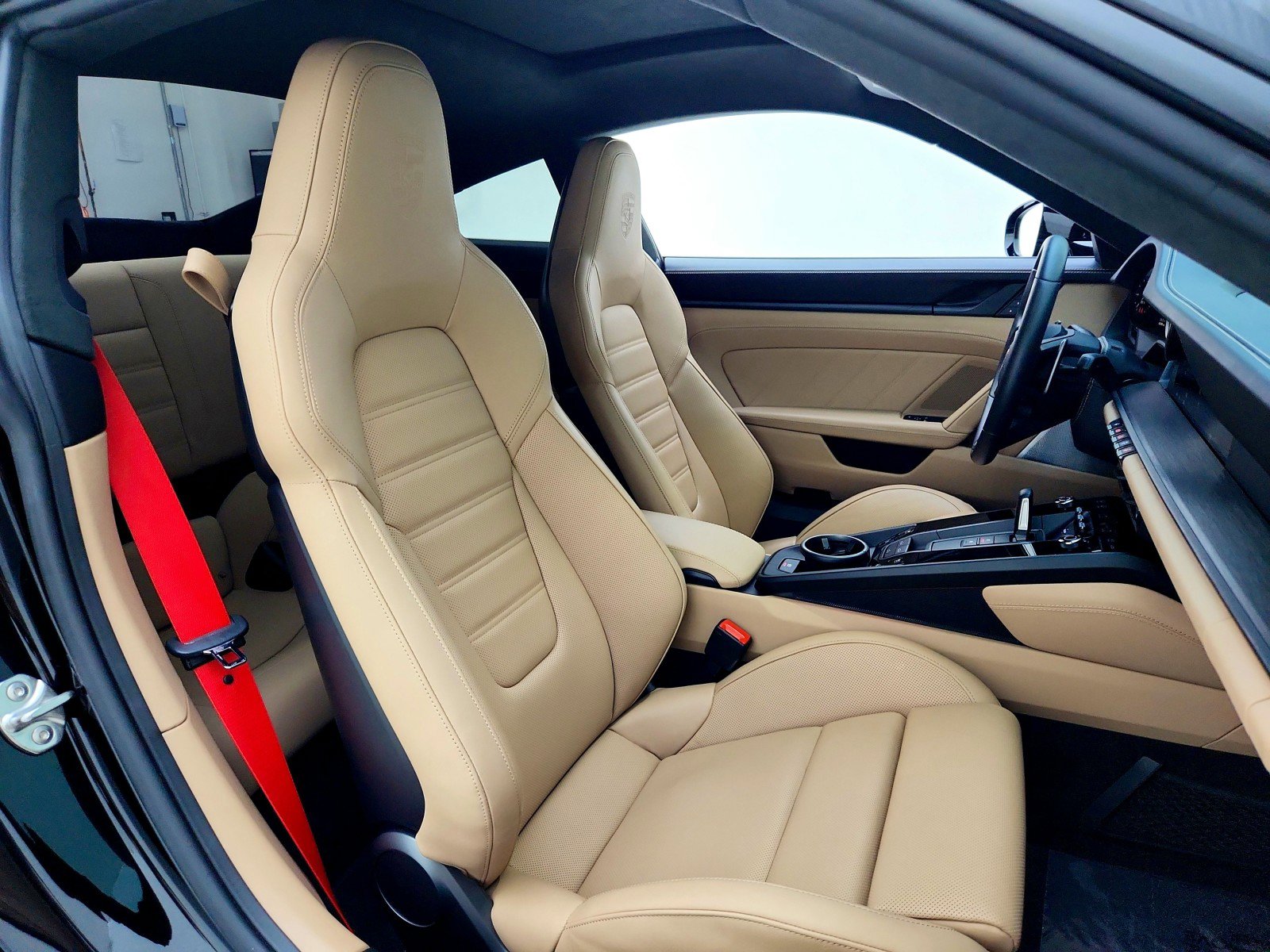 Used 2023 Porsche 911 Carrera 4 GTS image 24